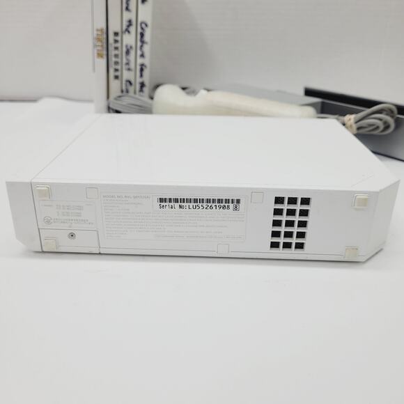 Nintendo Wii System Console (RVL-001) W/ Controller Cords 4 Family Games Tested - Picture 11 of 11